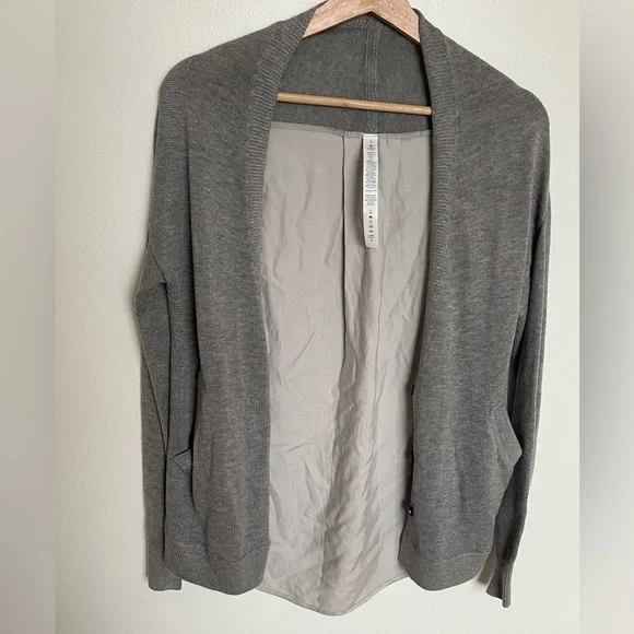 Lululemon NWOT Cardi In The Front Heathered Medium Grey / Silver Spoon - Picture 7 of 12